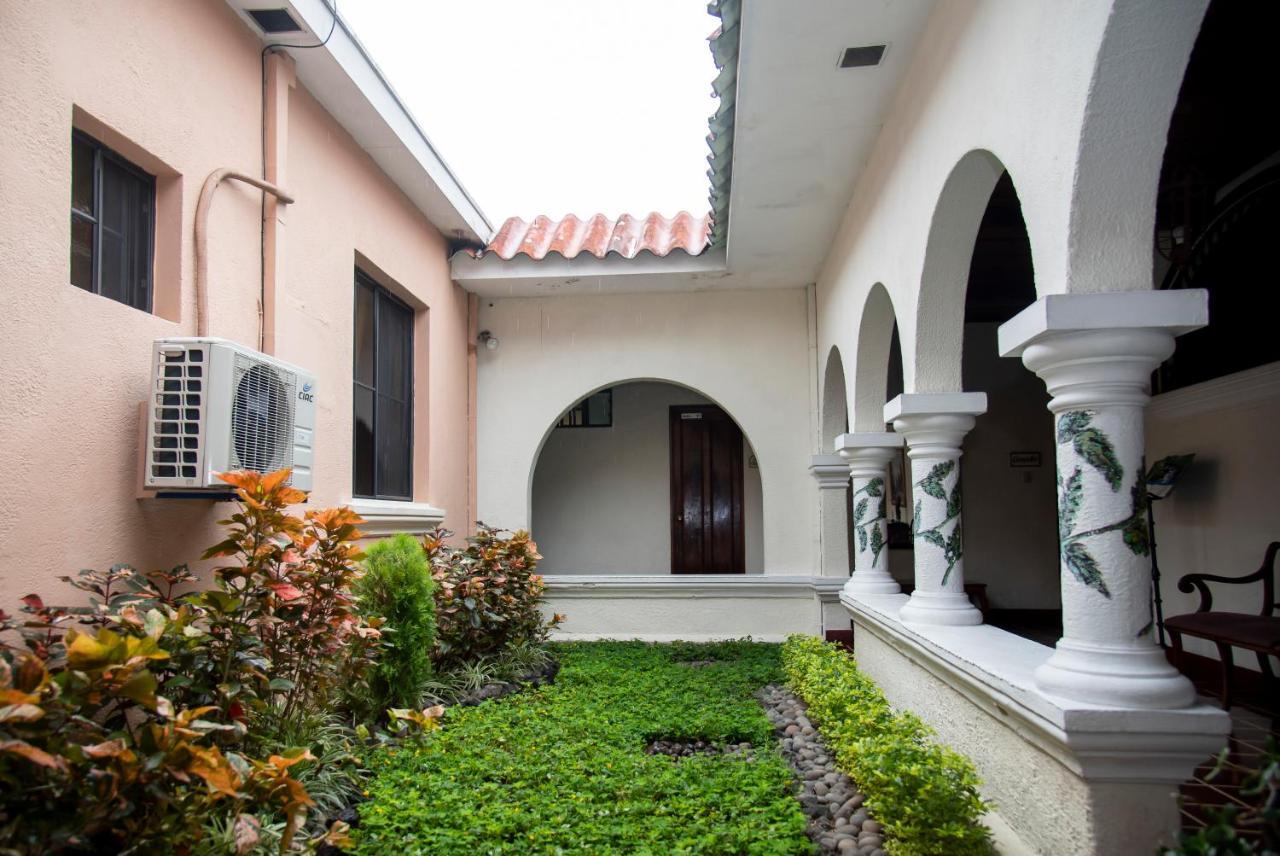 Hotel Villa Serena Escalon San Salvador Exterior photo